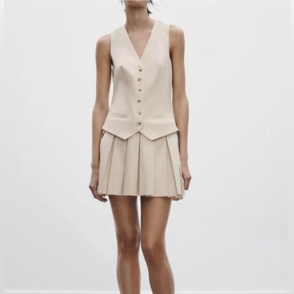 Zara Short Pleated Dress in Light Beige